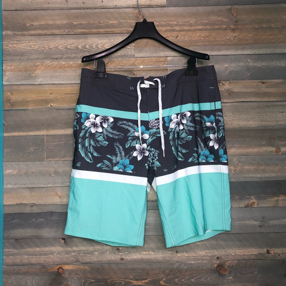 *NWOT* Goodfellow & Co. Swim-trunks